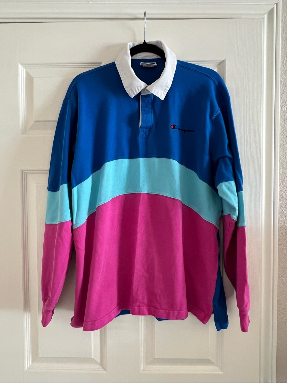 Champion Blue and White Crewneck Tee with Red Logo Accent Vintage